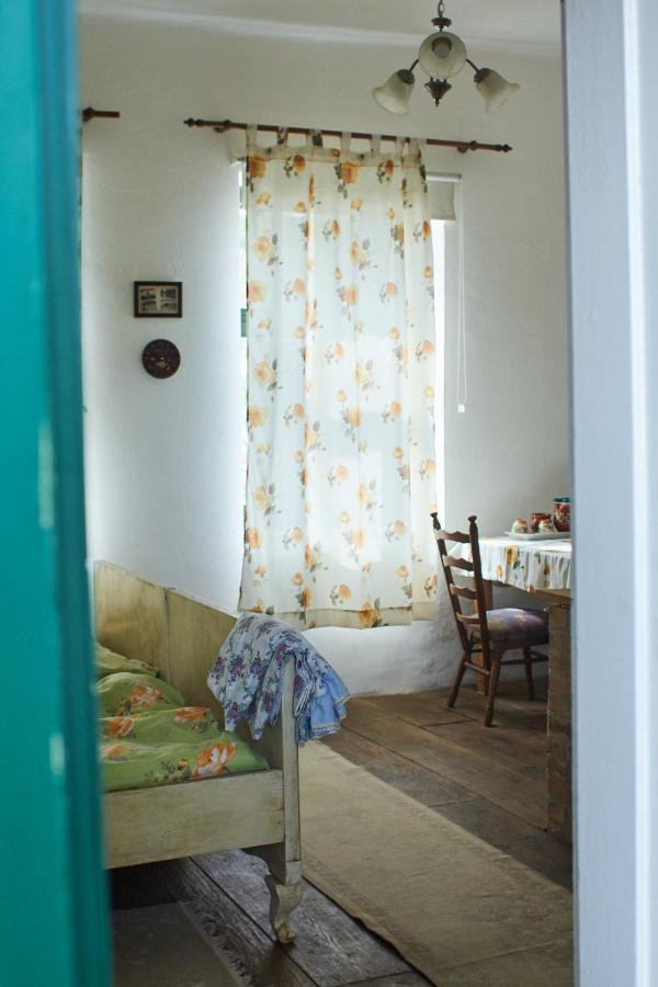 Gasthaus Vadrozsa Vendeghaz Rácalmás Exterior foto